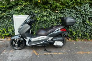 Yamaha XMax
