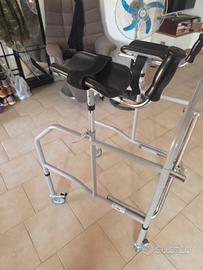 Girello per anziani/disabilità