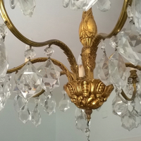 Lampadario con pendenti in cristallo