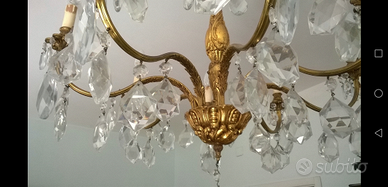 Lampadario con pendenti in cristallo