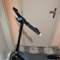 Monopattino doppio motore