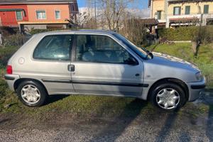 Auto-Pegout 106 -1999- per neopatentati