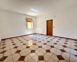 2 LOCALI A PALERMO