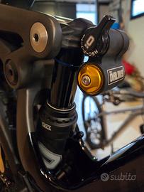 Ohlins  Ammortizzatore TTX22 Air 205x65mm Trunnion