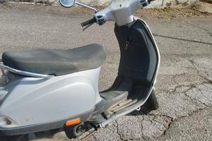 Piaggio Vespa 50 S - 2008