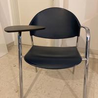 Sedie con ribaltina per conferenze