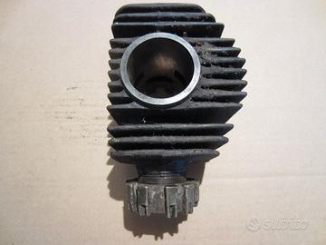 Rumi Formichino 125 cilindro sinistro e ghiera