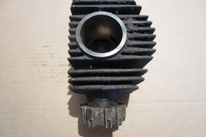 Rumi Formichino 125 cilindro sinistro e ghiera