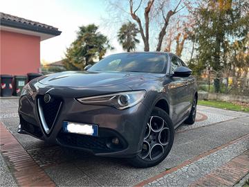 Alfa Romeo Stelvio  2.2 t Super Q4