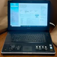 Notebook Sony Vaio VGN-AR78E 17" con SSD nuovo