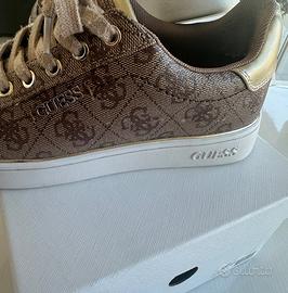 Scarpe Guess