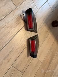 Honda civic x fari posteriori