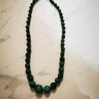 collana verde in perle di malachite 