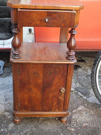 vari rustici  mobili fine '800 inizio '900