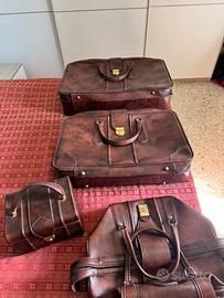 Set di valigie vintage in pelle