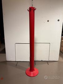 Appendiabiti in plastica rossa. Space Age 1972