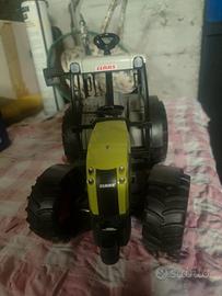  trattore giocattolo Claas Nectis 267F