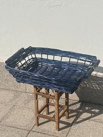 Cesto aperto in vimini blu – stile shabby chic