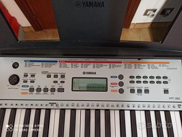 TASTIERA YAMAHA + CAVALLETTO