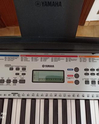 TASTIERA YAMAHA + CAVALLETTO