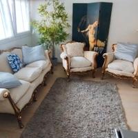 Salotto completo in stile