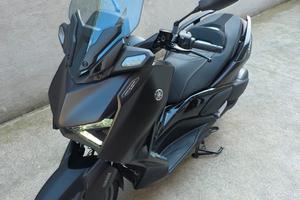 Yamaha XMAX 300 Tech MAX+ (2024) – solo 7 Km 