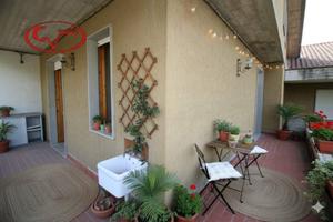 Casa indipendente di 200 m² con più di 5 locali e 