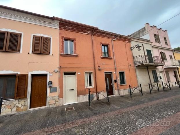 Muros casa con ingresso indipendente e cortile