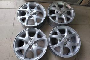 Cerchi in lega da 14 pollici per Toyota yaris