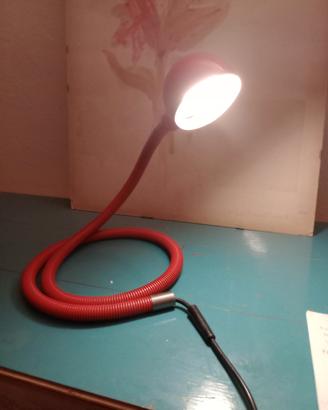 lampada flessibile modello Hebi