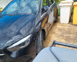 MERCEDES B 180d 12/2023 Auto/Navi/Pelle/Led