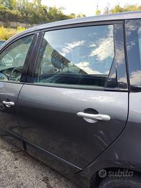 Porta posteriore sinistra RENAULT SCENIC del 2010