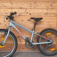 bici cube acid 200 per cambio misura
