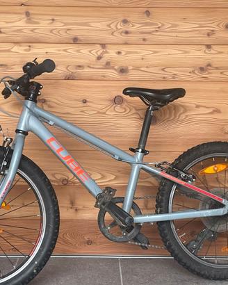 bici cube acid 200 per cambio misura