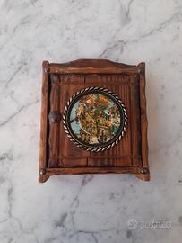 Appendichiavi in legno