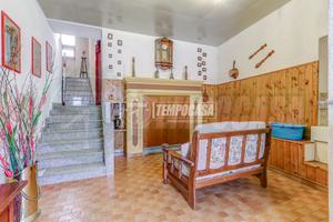 TERATETTO LIBERO SUBITO IN CENTRO PAESE