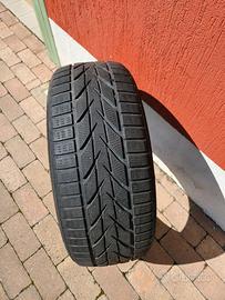Pneumatici invernali 215 50 R18
