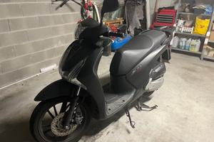 Scooter HONDA SH 125