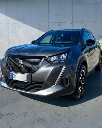 Peugeot 2008 Allure 1.5 BlueHDi 130cv 2023 - Full