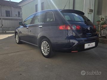 Fiat Croma 1.9 mjt 8v Emotion