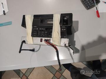 AUTORADIO CLARION ADM838 + CSC9250