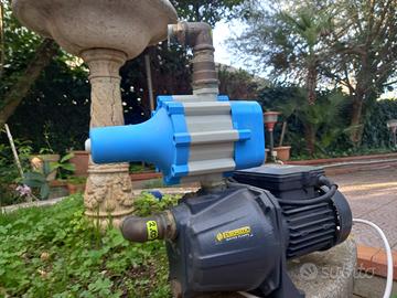 Pompa dell'acqua con presscontrol