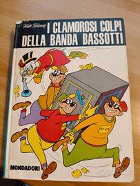 Libro "I clamorosi colpi della banda bassotti"