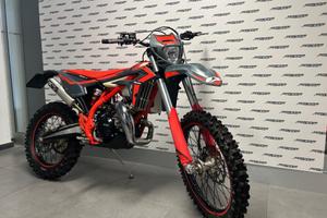 Beta Xtrainer 300 124 h my 2025