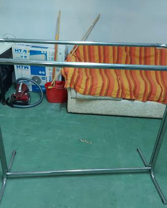 espositori/stender regolabili per abbigliamento