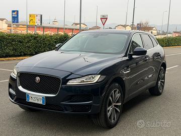Jaguar F Pace