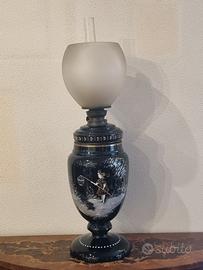Lampada a petrolio vintage