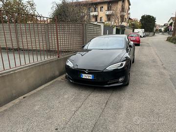 Tesla Model S Performance Ludicrous “Raven”
