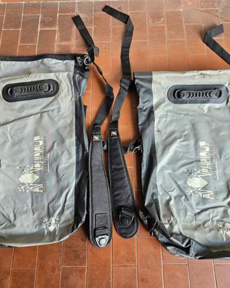 Due Zaini tubolari Amphibious KIKKER 20 litri