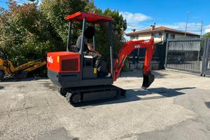 E136 - Escavatore FAI 13 q